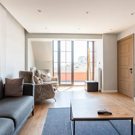 Lägenhet Comfortable With Private Terrace Istanbul