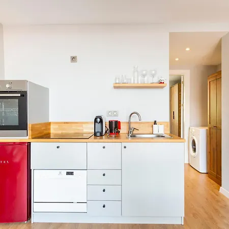 Lägenhet Comfortable With Private Terrace *