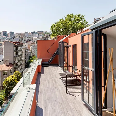 Comfortable With Private Terrace * Стамбул