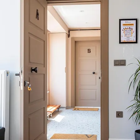 Comfortable With Private Terrace Apartament *